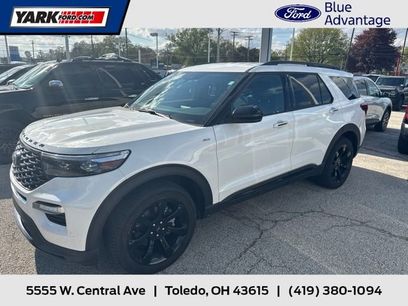 Used 2023 Ford Explorer ST-Line w/ Class IV Trailer Tow Package