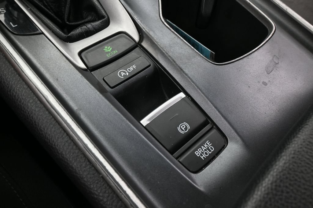 Used 2021 Honda Accord LX image 24