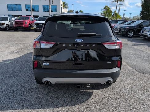 Certified 2022 Ford Escape SE w/ Convenience Package image 4