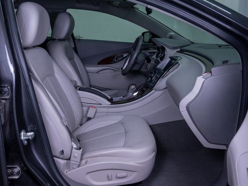 Used 2013 Buick LaCrosse Leather image 10