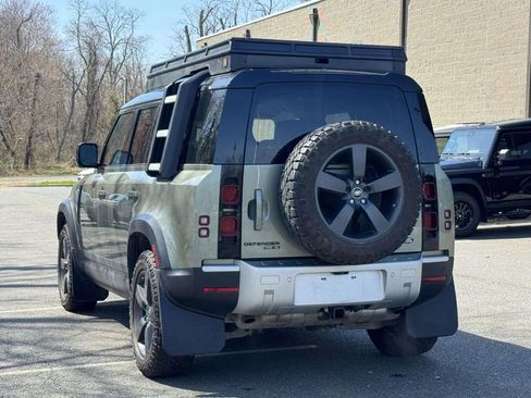 Used 2020 Land Rover Defender 110 SE image 4