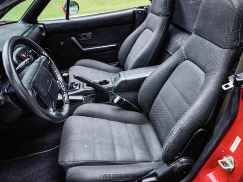 Used 1990 MAZDA MX-5 Miata RWD image 37