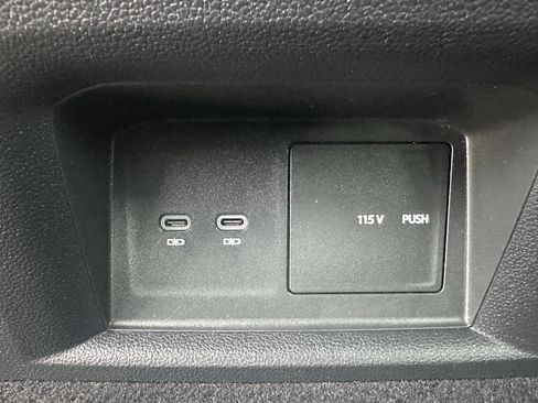 Used 2022 Volkswagen Atlas SEL R-Line AWD/4WD image 20