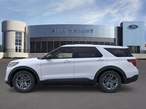 New 2026 Ford Explorer Active w/ Active Comfort Package image 4
