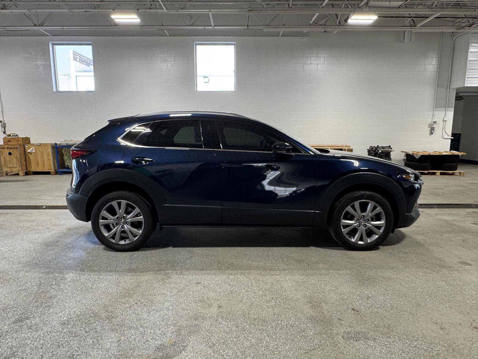 Used 2022 MAZDA CX-30 AWD 2.5 S w/ Premium Package image 6