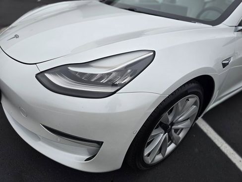Used 2020 Tesla Model 3 Standard Range Plus image 13