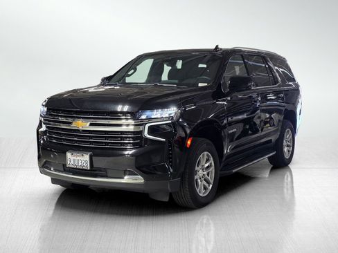 Used 2023 Chevrolet Tahoe LT w/ Luxury Package image 3