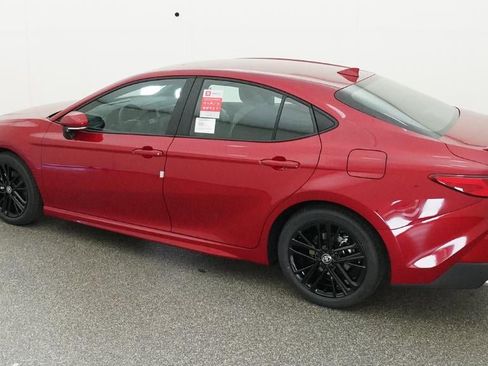 New 2026 Toyota Camry SE FWD image 4