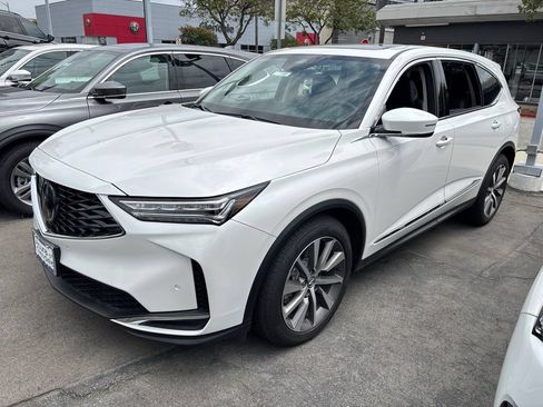 Used 2026 Acura MDX FWD w/ Technology Package image 3