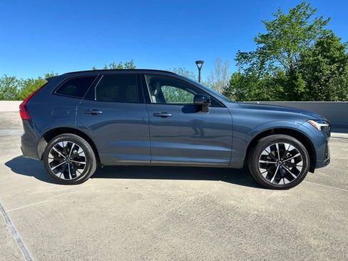New 2026 Volvo XC60 B5 Plus w/ Protection Package Premier AWD/4WD image 8