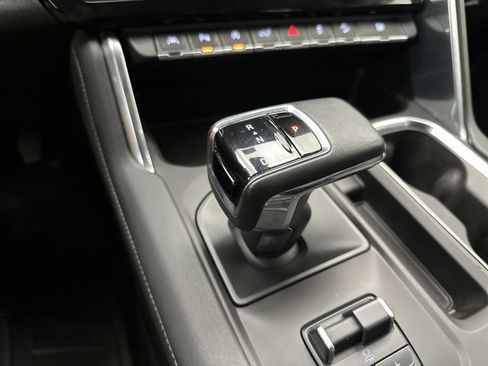 Used 2022 GMC Sierra 1500 Denali w/ Technology Package AWD/4WD image 24