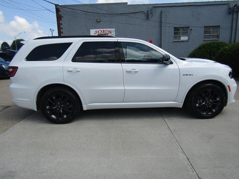 Used 2023 Dodge Durango R/T w/ Blacktop Package image 5