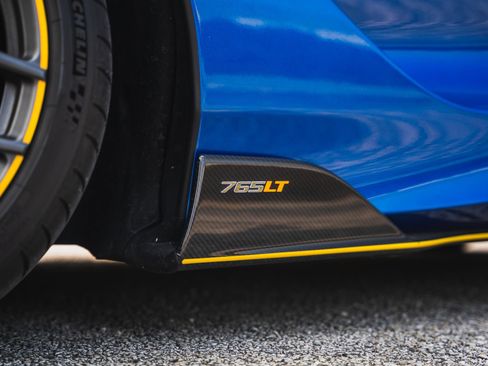 Used 2022 McLaren 765LT RWD image 10