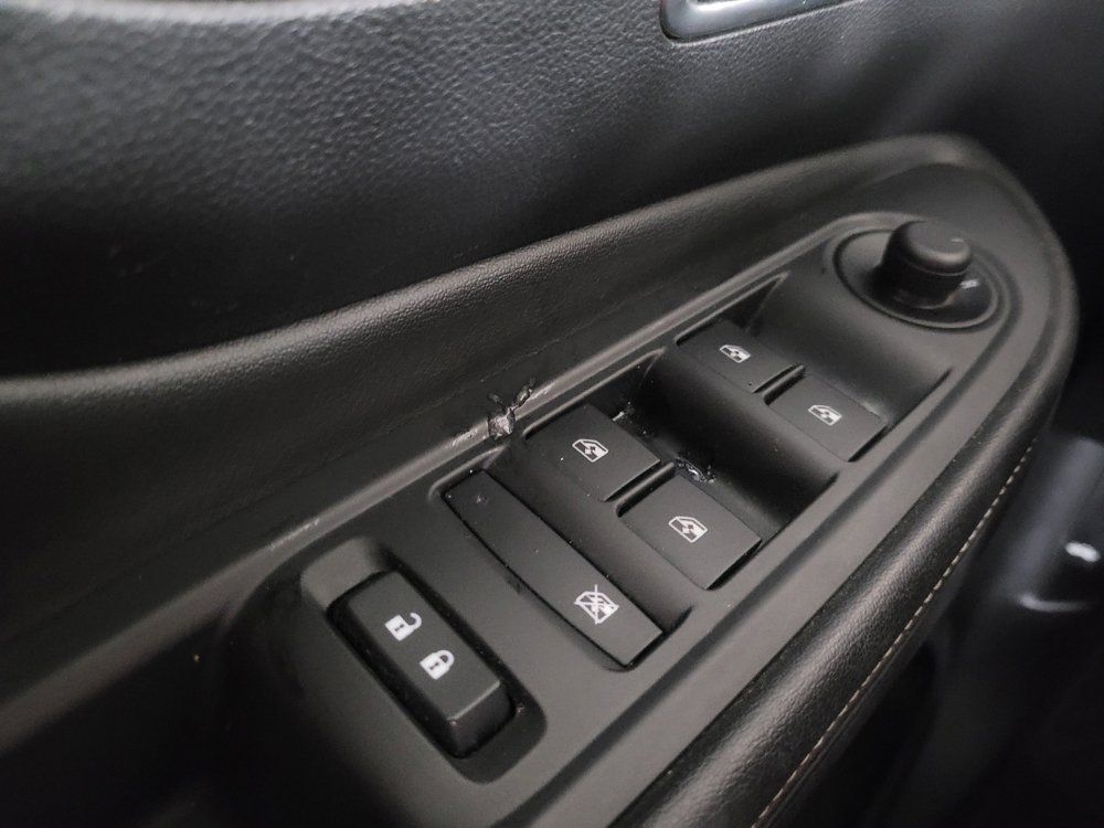Used 2015 Buick Encore FWD image 27