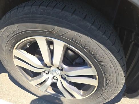 Used 2017 Honda Pilot EX-L image 18