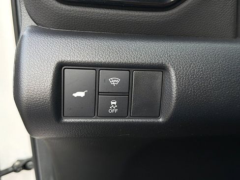 Used 2025 Honda Pilot TrailSport image 17