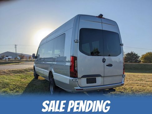 Used 2023 Mercedes-Benz Sprinter 3500 w/ Parking Package image 6