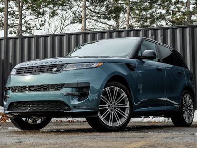New 2025 Land Rover Range Rover Sport Dynamic SE
