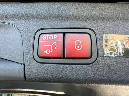 New 2026 Mercedes-Benz GLE 350 4MATIC image 33