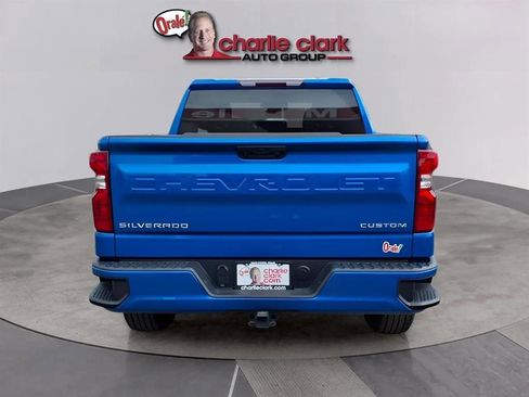Used 2024 Chevrolet Silverado 1500 Custom image 4