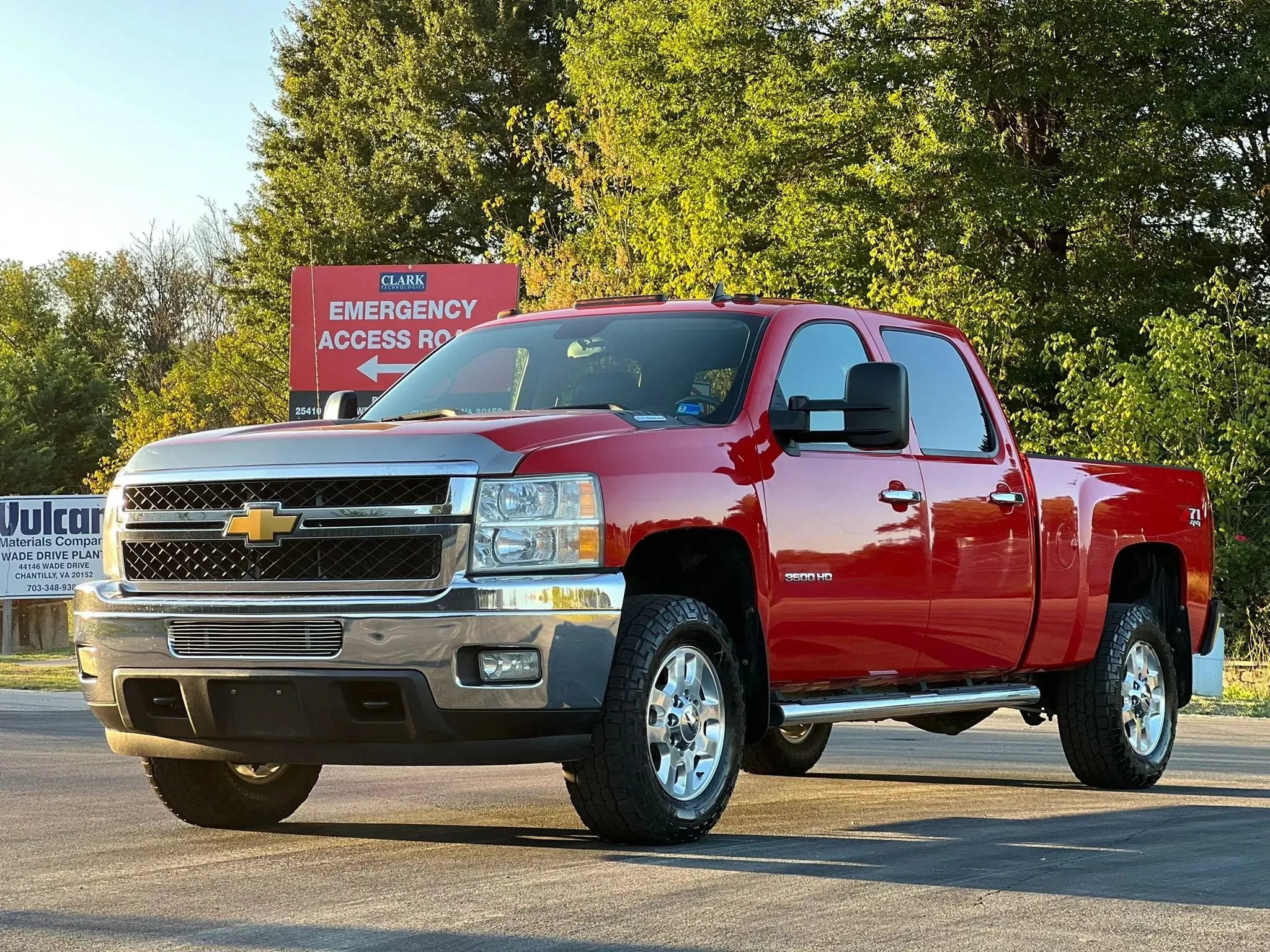 Used 2014 Chevrolet Silverado 3500 LTZ w/ LTZ Plus Package AWD/4WD image 1