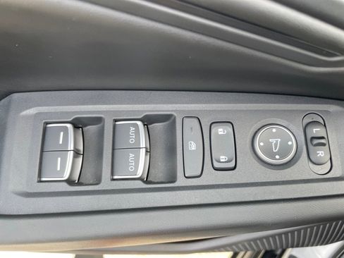 Used 2024 Honda Accord EX-L image 12