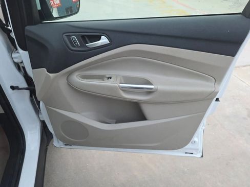Used 2016 Ford Escape SE w/ Equipment Group 201A FWD image 26