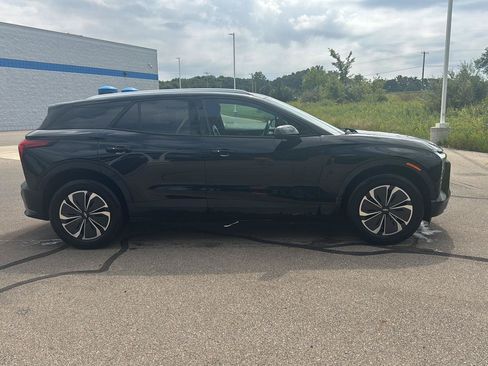 Used 2024 Chevrolet Blazer EV LT AWD/4WD image 6