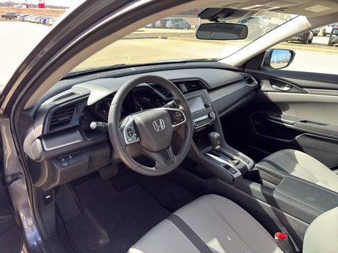 Used 2019 Honda Civic LX image 9