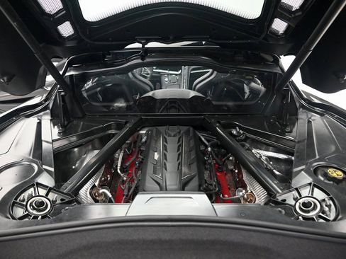 Used 2023 Chevrolet Corvette Stingray Coupe w/ Z51 Performance Package image 26