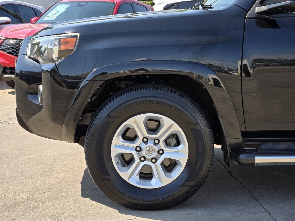 Used 2018 Toyota 4Runner SR5 RWD image 13