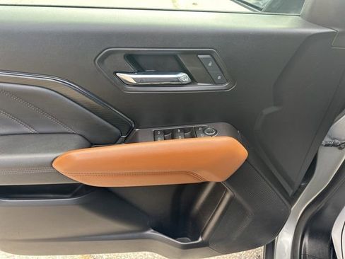 Used 2023 GMC Canyon AT4 image 29