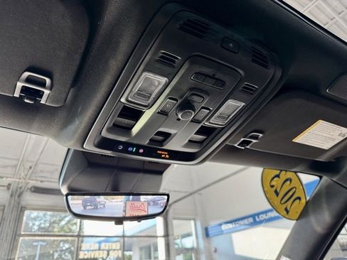 Used 2023 Cadillac Escalade Sport w/ LPO, ONYX Package image 24