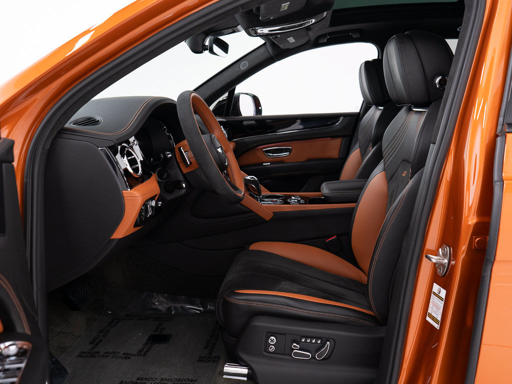 Certified 2022 Bentley Bentayga AWD/4WD image 15