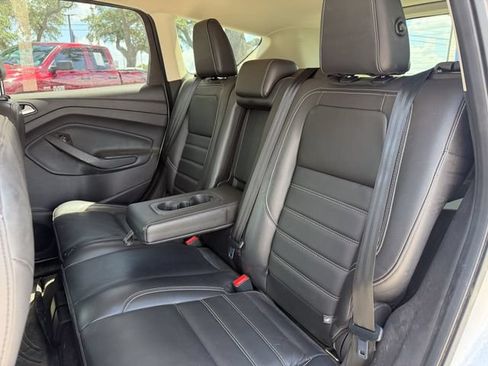 Used 2019 Ford Escape Titanium FWD image 16