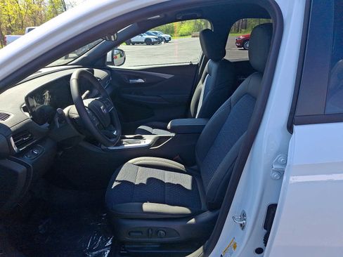 New 2026 Buick Envista Preferred w/ Convenience I Package FWD image 11
