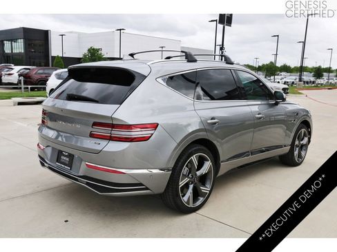 Used 2025 Genesis GV80 3.5T Prestige AWD/4WD image 9