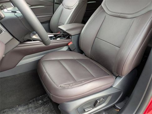 New 2026 Ford Explorer Platinum image 19