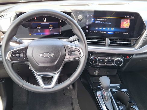 Certified 2025 Chevrolet Trax ACTIV w/ Driver Confidence Package FWD image 25
