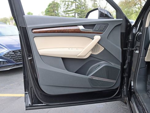 Used 2018 Audi Q5 2.0T Premium Plus w/ Premium Plus Package image 35