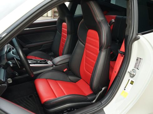 Used 2024 Porsche 911 Turbo S AWD/4WD image 11
