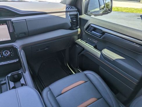 Used 2026 GMC Sierra 1500 AT4 w/ AT4 Premium Package AWD/4WD image 18