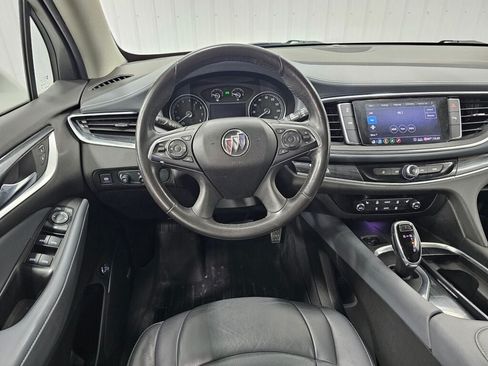Used 2020 Buick Enclave Essence w/ Sound and Sites Package AWD/4WD image 15