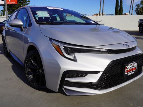 Certified 2024 Toyota Corolla SE image 2