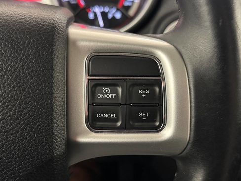 Used 2015 Dodge Journey SE w/ Flexible Seating Group image 24