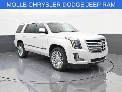 Used 2018 Cadillac Escalade Platinum AWD/4WD image 1