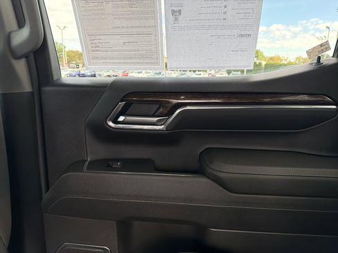 Certified 2023 GMC Sierra 1500 Elevation image 26