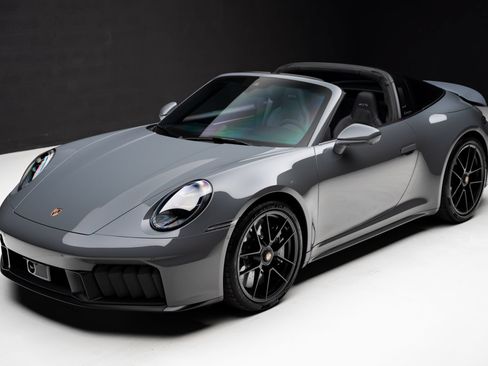 Used 2025 Porsche 911 Targa 4 GTS AWD/4WD image 7