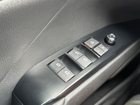 Used 2019 Toyota Camry XSE image 22