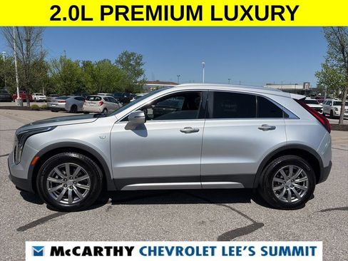 Used 2021 Cadillac XT4 Premium Luxury w/ Cold Weather Package FWD image 5